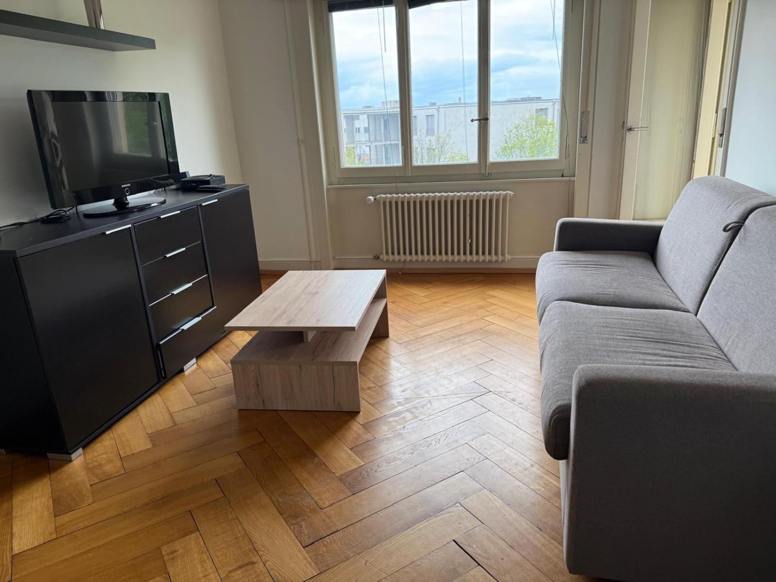De 3 A Coucher Apartment *